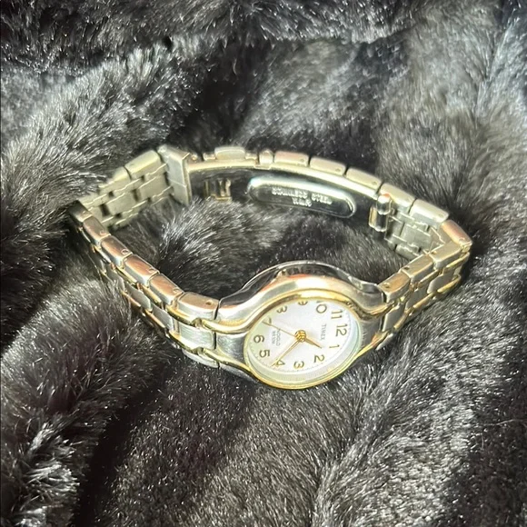Timex Women's Silver and Gold-Tone Watch with Linked Bracelet - Picture 4 of 5